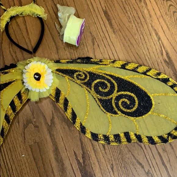 Bee π costume (wings / headband / ribbon ) - Picture 4 of 5